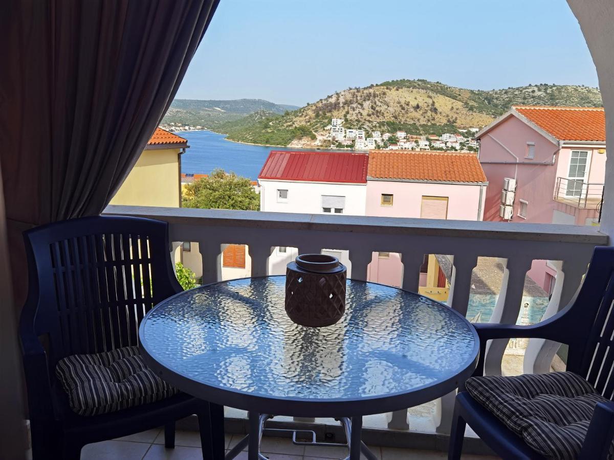 Apartments Slavica Rogoznica  Exterior foto